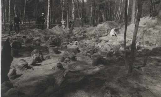 Badania archeologiczne A. Karpińskiej w latach 30. XX wieku na terenie Parku Miejskiego w Czarnkowie